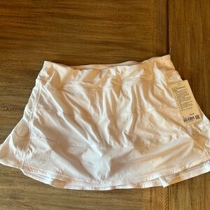 Lululemon brand new white skort